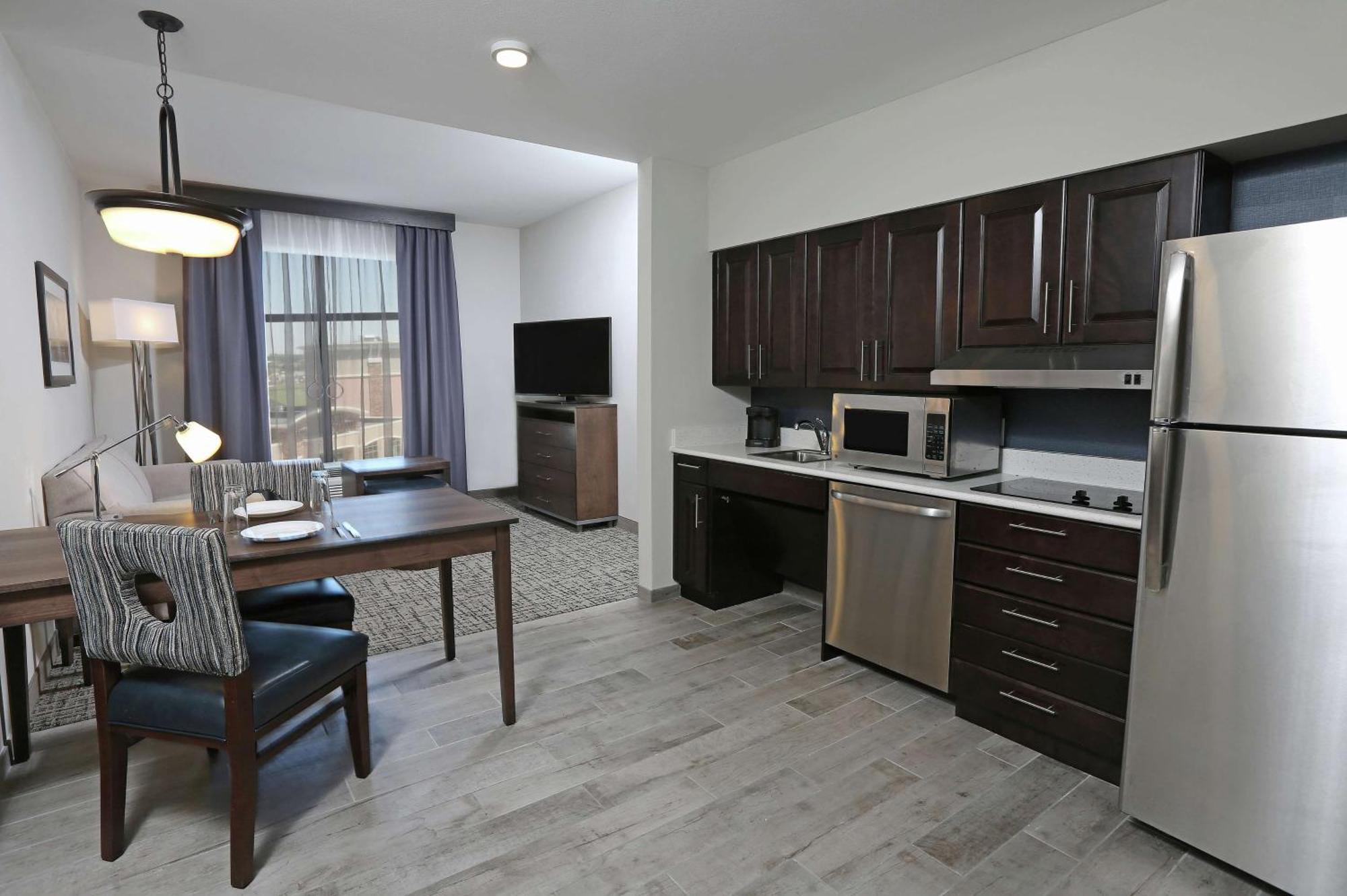 Homewood Suites By Hilton West Fargo/Sanford Medical Center Ngoại thất bức ảnh
