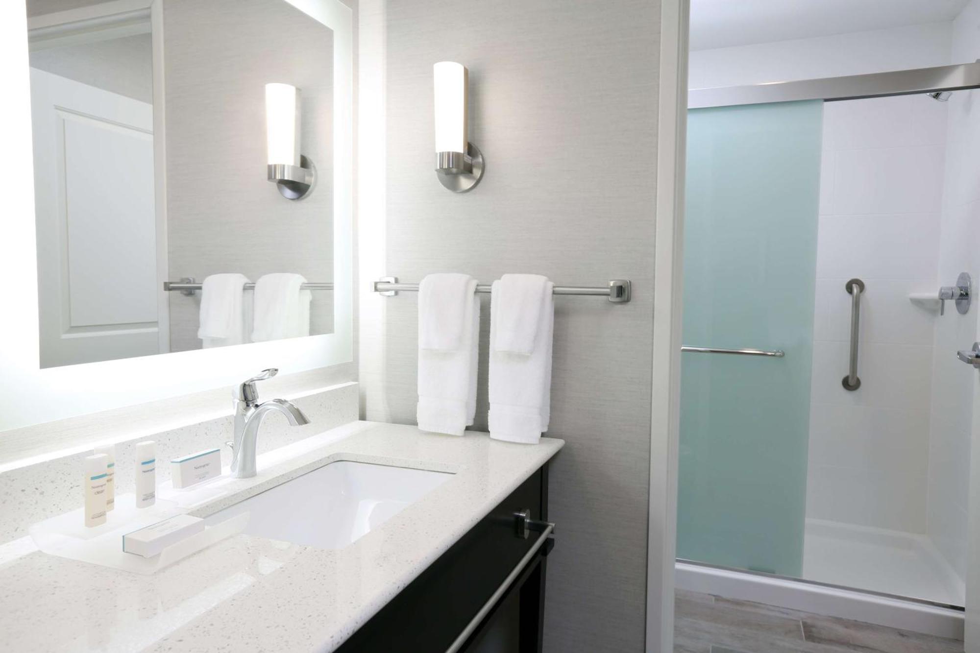 Homewood Suites By Hilton West Fargo/Sanford Medical Center Ngoại thất bức ảnh