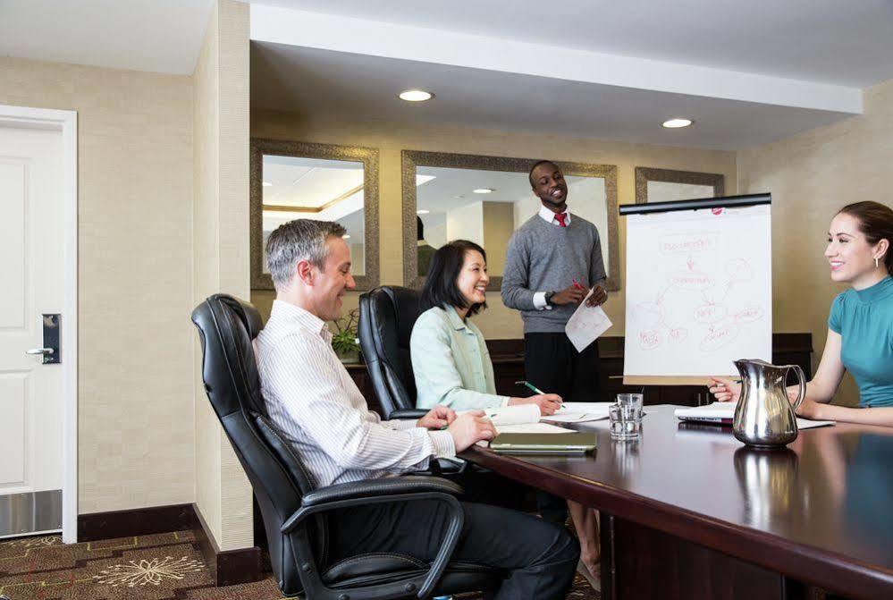 Homewood Suites By Hilton West Fargo/Sanford Medical Center Ngoại thất bức ảnh